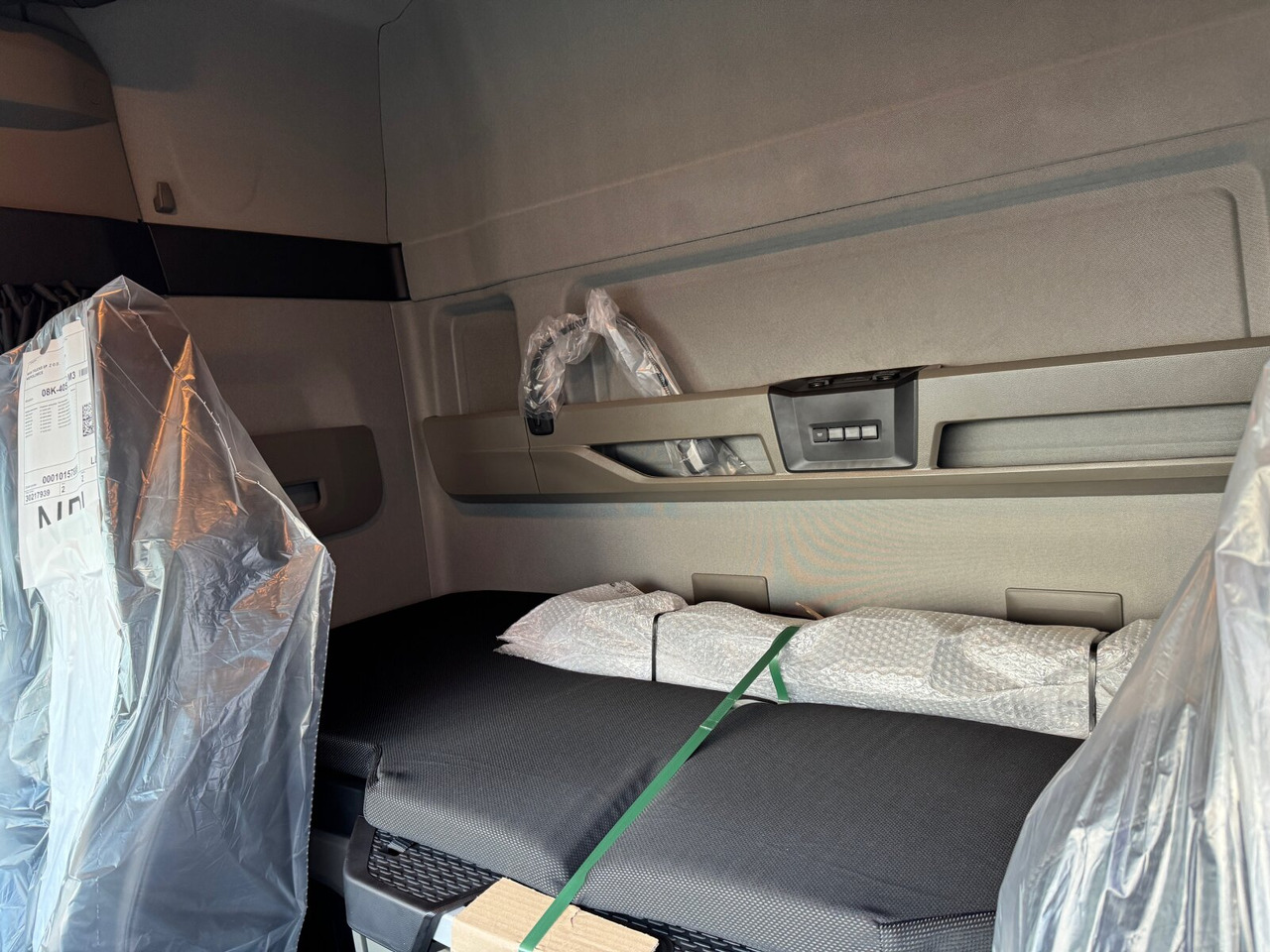 New Tractor unit MAN TGS 18.480 BL 4x2 TGS 18.480 BL 4x2, MEHRFACH VORHANDEN!: picture 7 New Tractor unit MAN TGS 18.480 BL 4x2 TGS 18.480 BL 4x2, MEHRFACH VORHANDEN!: picture 7