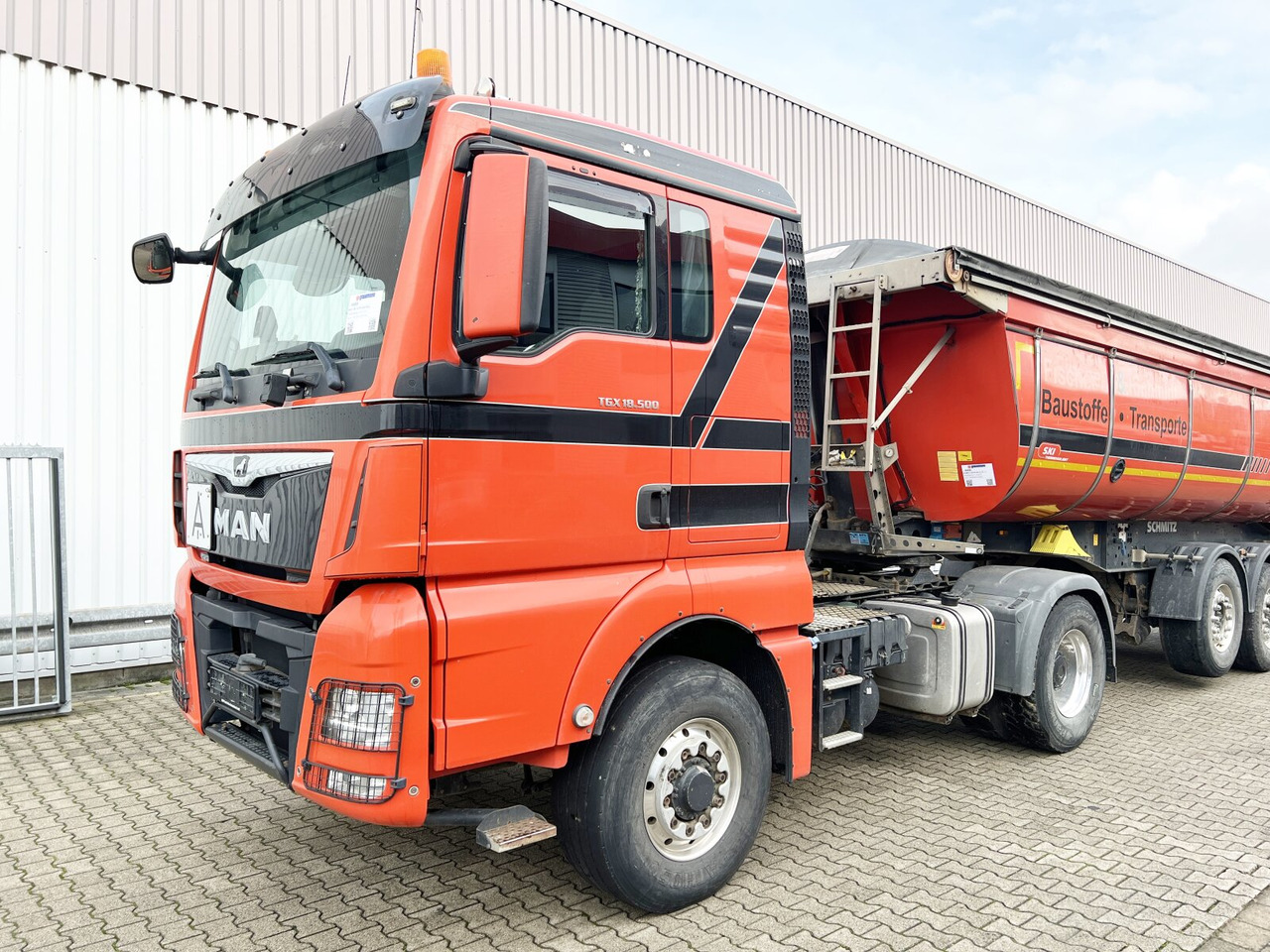 MAN TGX 18.500 4X4H BLS TGX 18.500 4X4H BLS, PriTarder, HydroDrive, Kipphydraulik - Tractor unit: picture 1 MAN TGX 18.500 4X4H BLS TGX 18.500 4X4H BLS, PriTarder, HydroDrive, Kipphydraulik - Tractor unit: picture 1