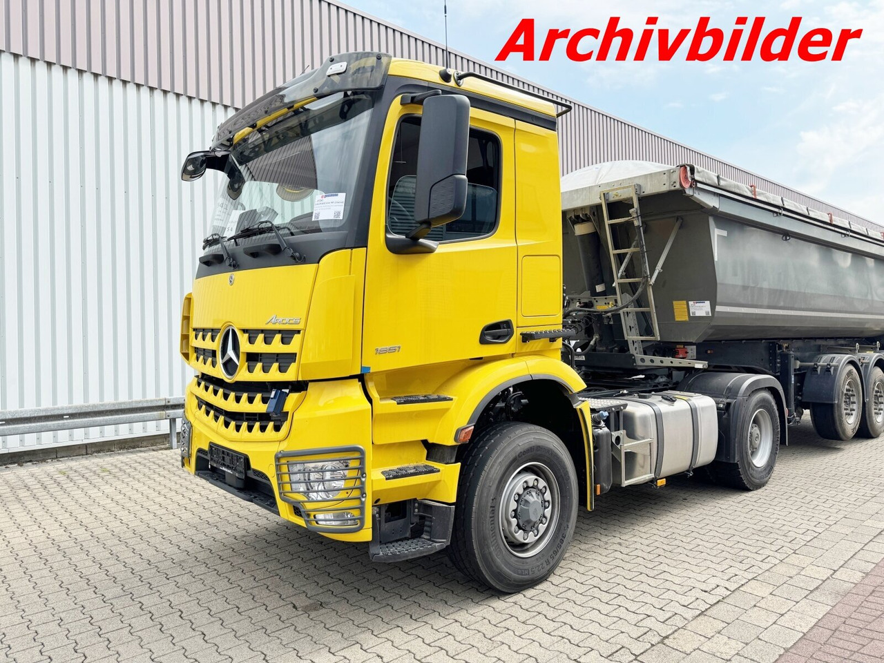 Mercedes-Benz Arocs 1851 LS 4x4 HAD Arocs 1851 LS 4x4 HAD, Hydraulik, Navi, MultimediaCockpit - Tractor unit: picture 1 Mercedes-Benz Arocs 1851 LS 4x4 HAD Arocs 1851 LS 4x4 HAD, Hydraulik, Navi, MultimediaCockpit - Tractor unit: picture 1