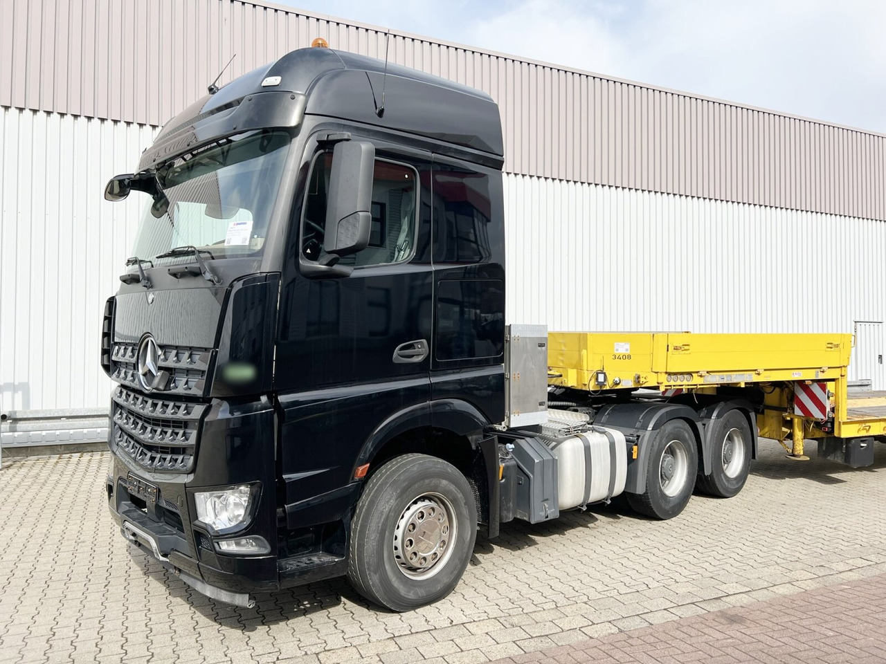 Mercedes-Benz Arocs 3358 LS 6x4 Arocs 3358 LS 6x4, StreamSpace, Turbo-Retarder-Kupplung, Kipphydraulik - Tractor unit: picture 1 Mercedes-Benz Arocs 3358 LS 6x4 Arocs 3358 LS 6x4, StreamSpace, Turbo-Retarder-Kupplung, Kipphydraulik - Tractor unit: picture 1