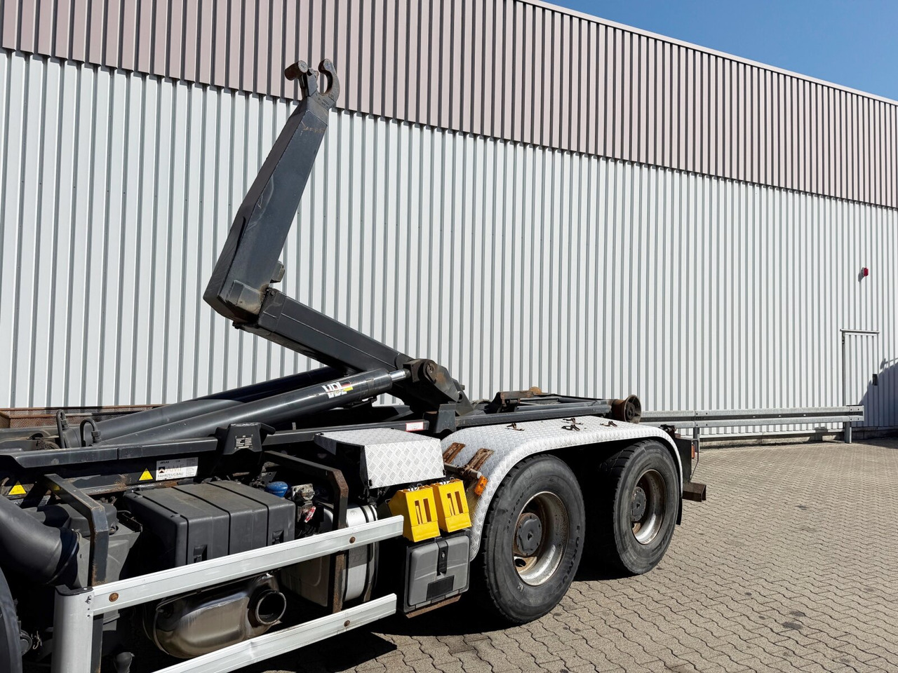 Hook lift truck Trakker AD260T41/P 6x4 Trakker AD260T41/P 6x4, EEV, VDL S-21-5200: picture 14