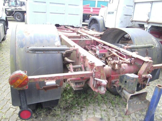 V5 4x2 Saurer V5 4x2 - Cab chassis truck: picture 3 V5 4x2 Saurer V5 4x2 - Cab chassis truck: picture 3