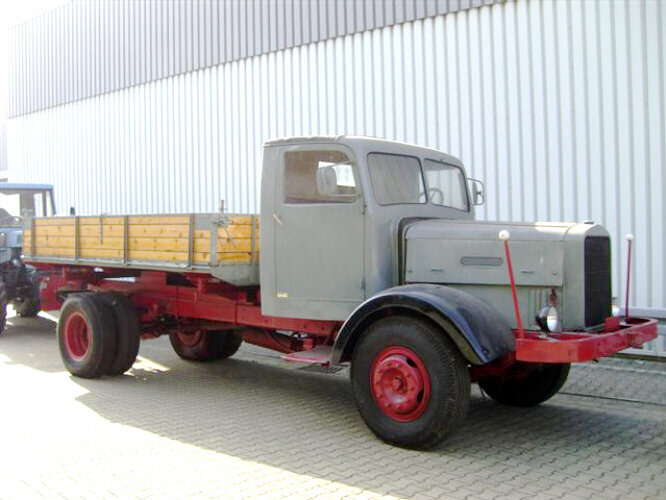 Vomag Typ H6 Kipper Oldtimer Vomag Typ H6 VEB BARKAS WERKE Oldtimer - Tipper: picture 1 Vomag Typ H6 Kipper Oldtimer Vomag Typ H6 VEB BARKAS WERKE Oldtimer - Tipper: picture 1