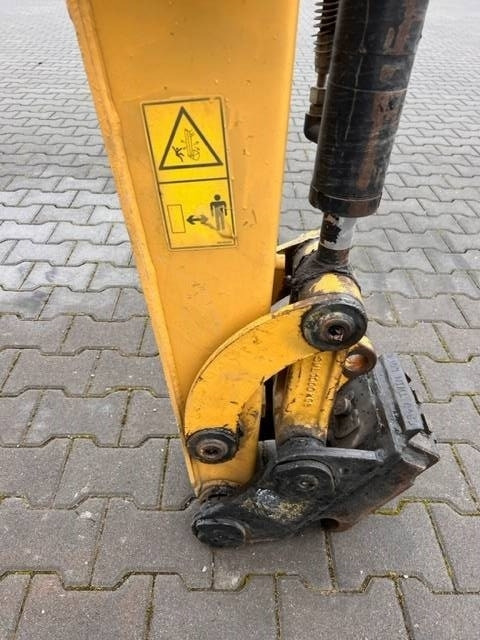 Mini excavator CAT 303 E CR: picture 8