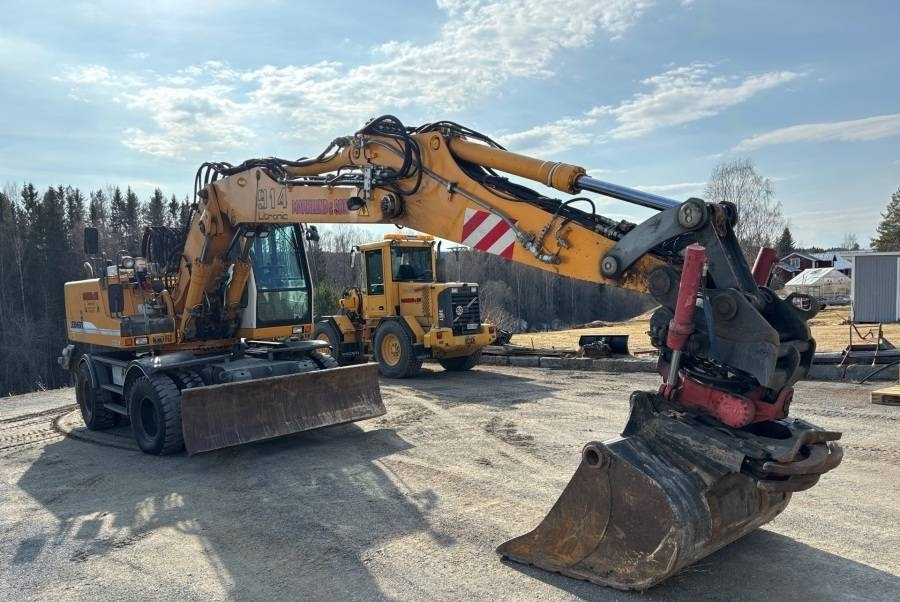 Liebherr A 914 Litronic A2-PL Tiltrotator 30Km/h - Wheel excavator: picture 4 Liebherr A 914 Litronic A2-PL Tiltrotator 30Km/h - Wheel excavator: picture 4