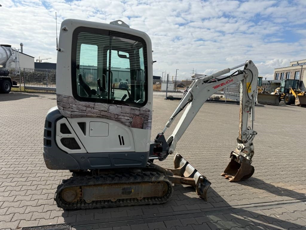 Takeuchi TB 216 Powertilt - Mini excavator: picture 5 Takeuchi TB 216 Powertilt - Mini excavator: picture 5