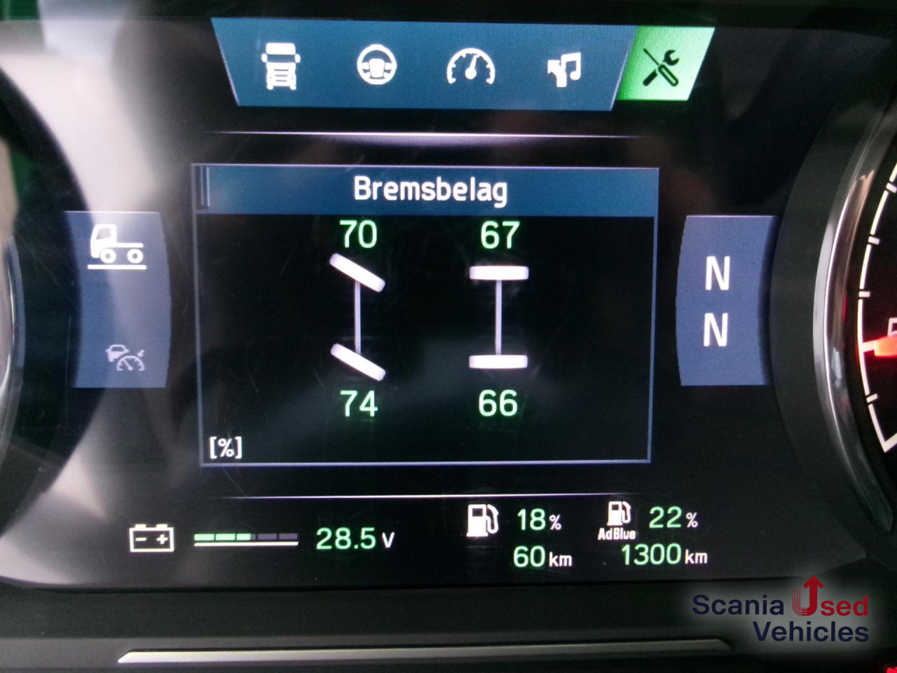 SCANIA R 450 A4x2EB 2 Tanks Standklima TOP!!! - Tractor unit: picture 4 SCANIA R 450 A4x2EB 2 Tanks Standklima TOP!!! - Tractor unit: picture 4