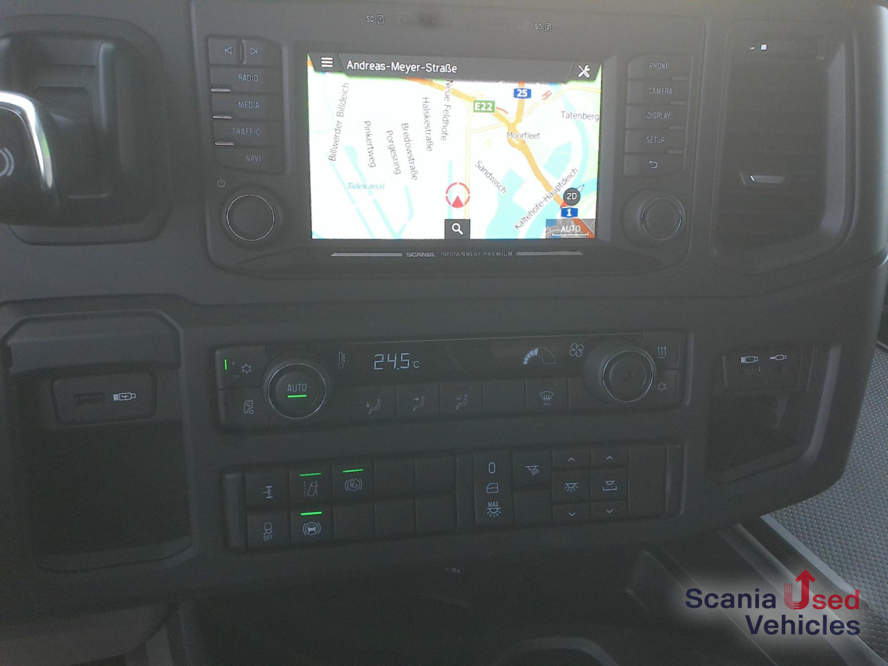 SCANIA R 460 A4x2EB Volumen Mega Jumbo - Tractor unit: picture 3 SCANIA R 460 A4x2EB Volumen Mega Jumbo - Tractor unit: picture 3