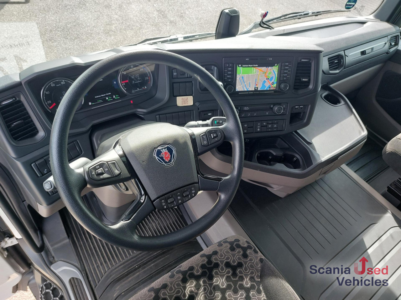 SCANIA R 460 A4x2NA SUPER, 2 Kreis Hydraulik - Tractor unit: picture 2 SCANIA R 460 A4x2NA SUPER, 2 Kreis Hydraulik - Tractor unit: picture 2