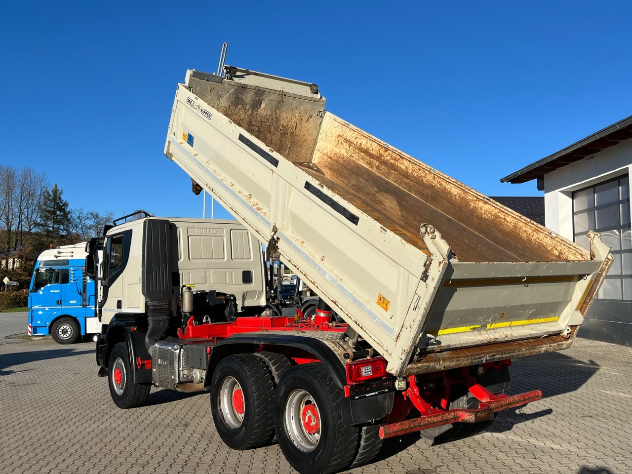 Iveco Starlis X-Way 480 6x6 Hydro Meiller Bordmatik - Tipper: picture 3 Iveco Starlis X-Way 480 6x6 Hydro Meiller Bordmatik - Tipper: picture 3