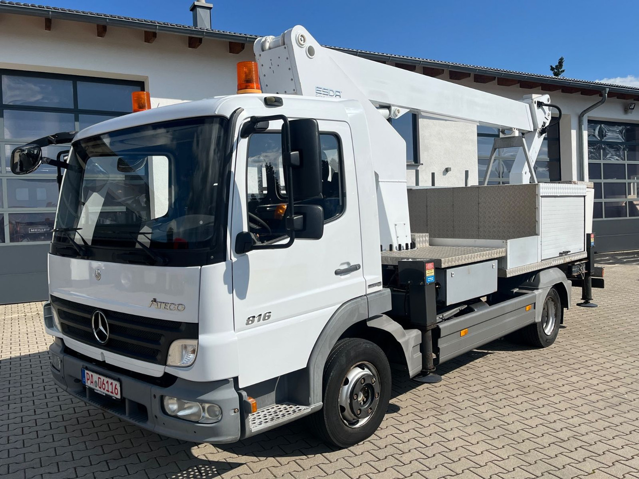 Mercedes-Benz Atego 816 ESDA TG 1800 Steiger 1000V isoliert - Truck mounted aerial platform: picture 3 Mercedes-Benz Atego 816 ESDA TG 1800 Steiger 1000V isoliert - Truck mounted aerial platform: picture 3