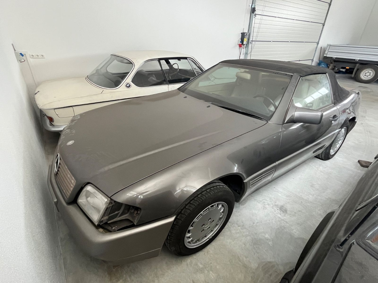 Mercedes-Benz SL 500 Deutsches Farhzeug aus 1. Hand ca. 60Tkm - Car: picture 1 Mercedes-Benz SL 500 Deutsches Farhzeug aus 1. Hand ca. 60Tkm - Car: picture 1