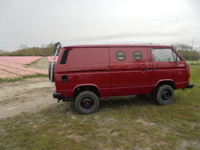 VOLKSWAGEN T3 Syncro 4X4 1.9 TD Wie neu! - Camper van: picture 3 VOLKSWAGEN T3 Syncro 4X4 1.9 TD Wie neu! - Camper van: picture 3
