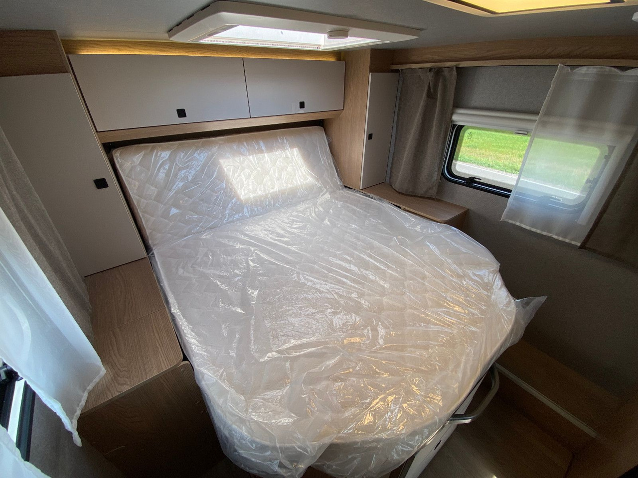 Semi-integrated motorhome Hobby OnTour C 700 GQ MJ25/MARKISE/RFK/SAFETY-PAKET: picture 13