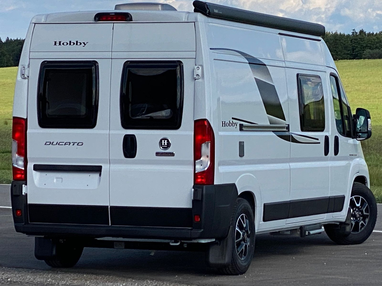 Hobby Vantana De Luxe K60 FT *Markise*Navi*RFK*KLIMA - Camper van: picture 3 Hobby Vantana De Luxe K60 FT *Markise*Navi*RFK*KLIMA - Camper van: picture 3