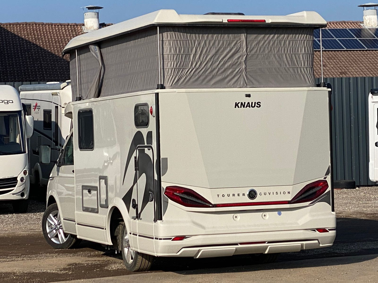 Knaus Tourer CUV 500 MQ CUVISION ohne slide Bett - Semi-integrated motorhome: picture 5 Knaus Tourer CUV 500 MQ CUVISION ohne slide Bett - Semi-integrated motorhome: picture 5