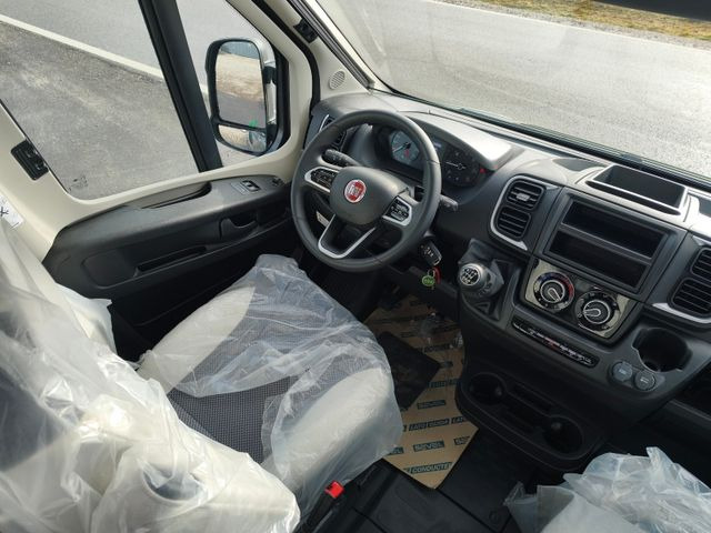 New Camper van VANTourer 540 D, Skyroof: picture 16