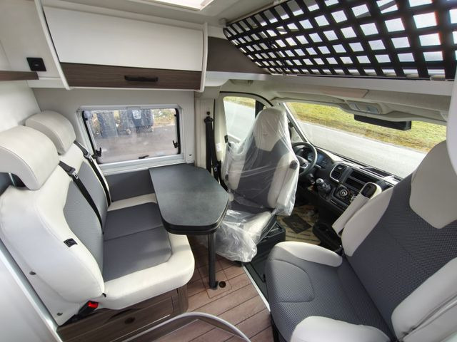 New Camper van VANTourer 540 D, Skyroof: picture 17