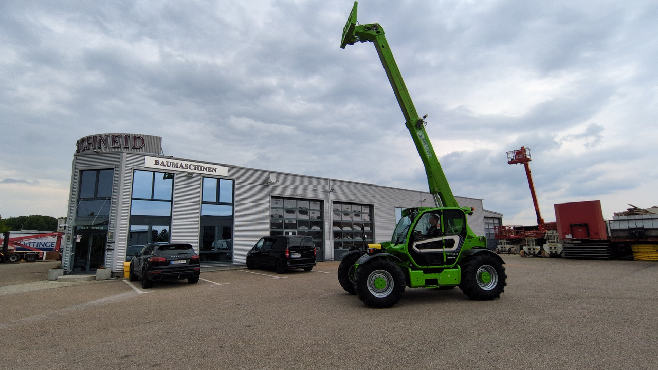 Telescopic wheel loader MERLO TF50.8T -120 Teleskoplader ZM3 Aufnahme: picture 19