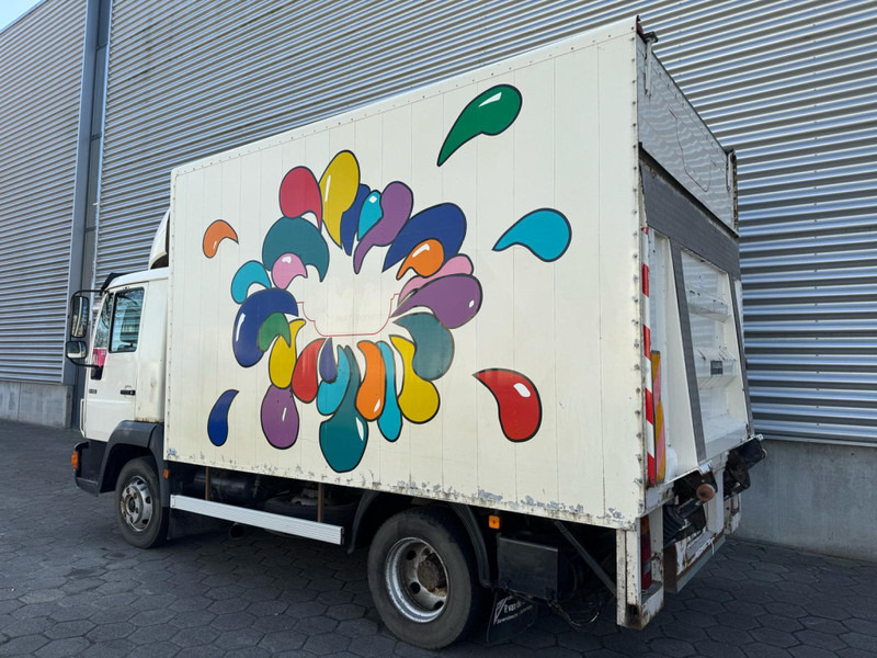 MAN 8.113 / Tail Lift / Manual / TUV: 11-2025 / NL Truck - Box truck: picture 3 MAN 8.113 / Tail Lift / Manual / TUV: 11-2025 / NL Truck - Box truck: picture 3