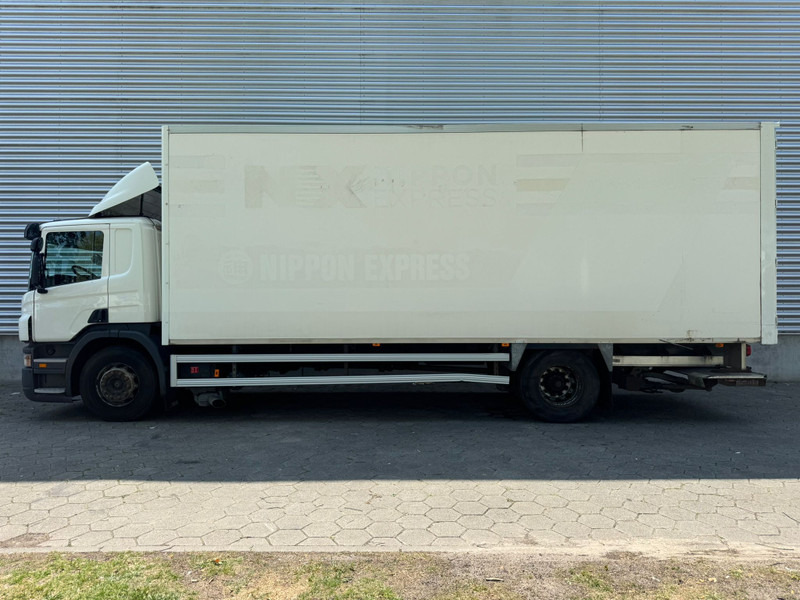 Scania P 230 / Klima / Manual / Tail Lift / TUV: 10-2025 / Belgium Truck - Box truck: picture 5 Scania P 230 / Klima / Manual / Tail Lift / TUV: 10-2025 / Belgium Truck - Box truck: picture 5