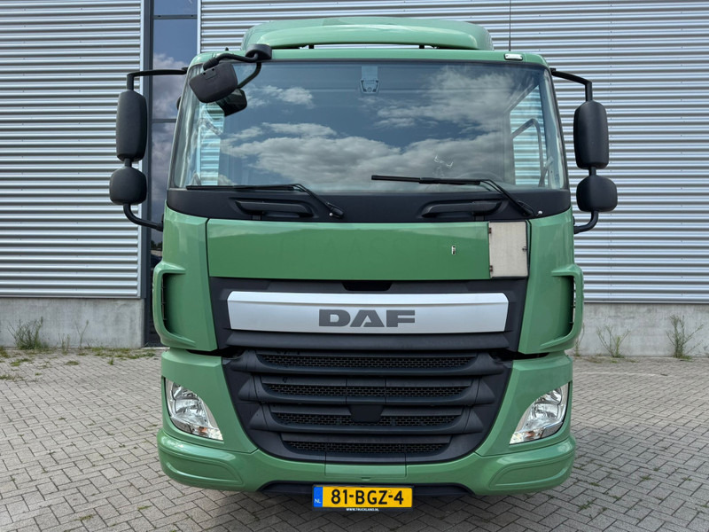 DAF CF 330 / Low Roof / TUV: 3-2026 / NL Truck - Tractor unit: picture 4 DAF CF 330 / Low Roof / TUV: 3-2026 / NL Truck - Tractor unit: picture 4