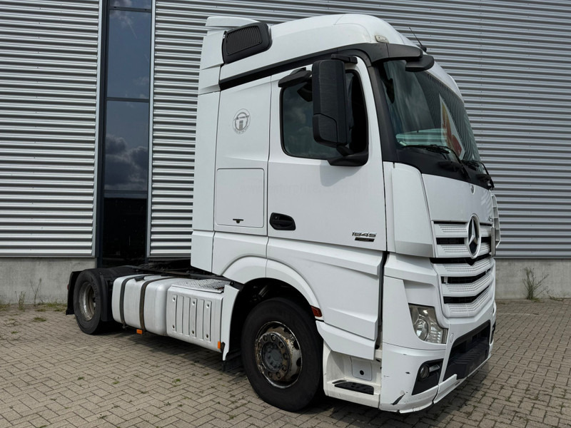 Mercedes-Benz Actros 1845 / Euro 5 / 2 Tanks / 2 In Stock - Tractor unit: picture 2 Mercedes-Benz Actros 1845 / Euro 5 / 2 Tanks / 2 In Stock - Tractor unit: picture 2