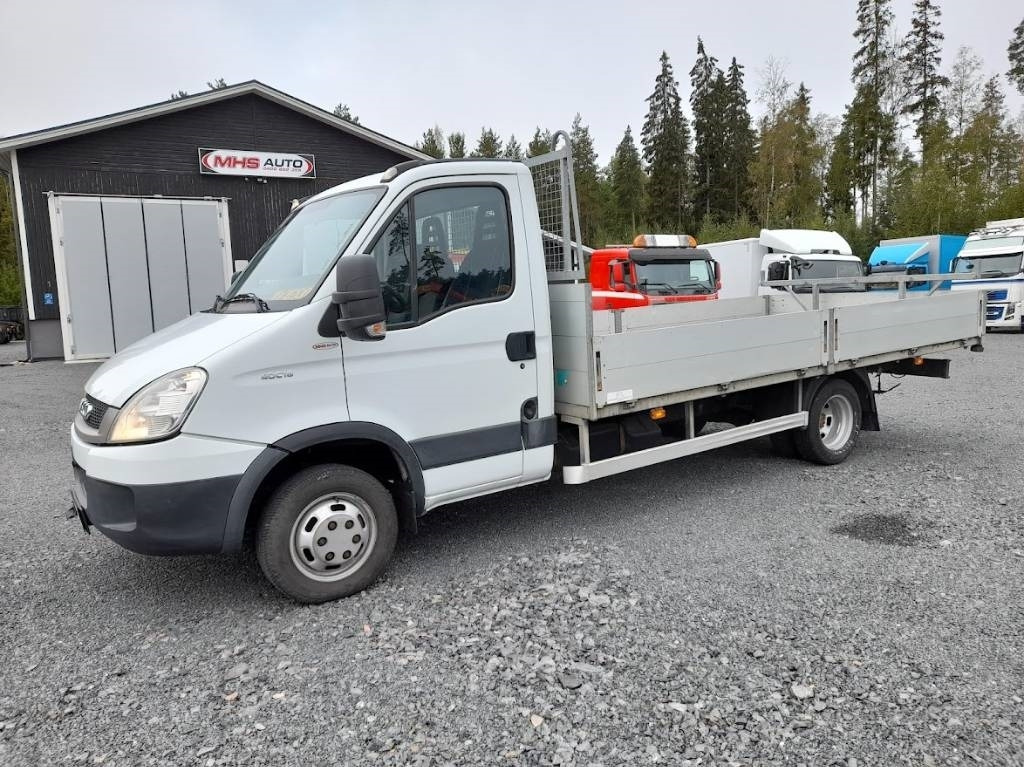 Iveco Daily 40 C18 automat - Flatbed van: picture 1 Iveco Daily 40 C18 automat - Flatbed van: picture 1