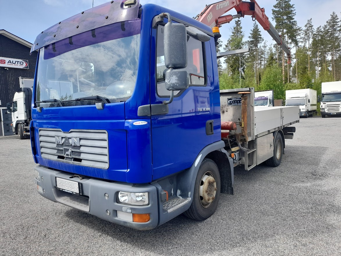 Man TGL 8.180 Ferrari 6000-2 - Crane truck: picture 2 Man TGL 8.180 Ferrari 6000-2 - Crane truck: picture 2
