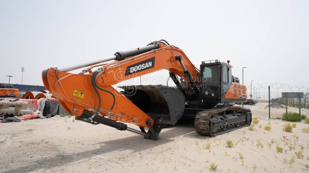 DOOSAN DX450 LCA-7M CRAWLER EXCAVATOR OPERATING WEIGHT 45 TON WITH 2.1 CBM BUCKET (HEAVY DUTY) SHOE 600MM MY2023 - Crawler excavator: picture 1 DOOSAN DX450 LCA-7M CRAWLER EXCAVATOR OPERATING WEIGHT 45 TON WITH 2.1 CBM BUCKET (HEAVY DUTY) SHOE 600MM MY2023 - Crawler excavator: picture 1