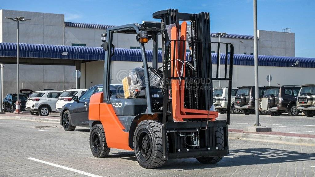 Diesel forklift TOYOTA FORKLIFT DIESEL 3TON 3STAGE, 3LEVER 4500MM W/ SIDE SHIFT MY24: picture 15