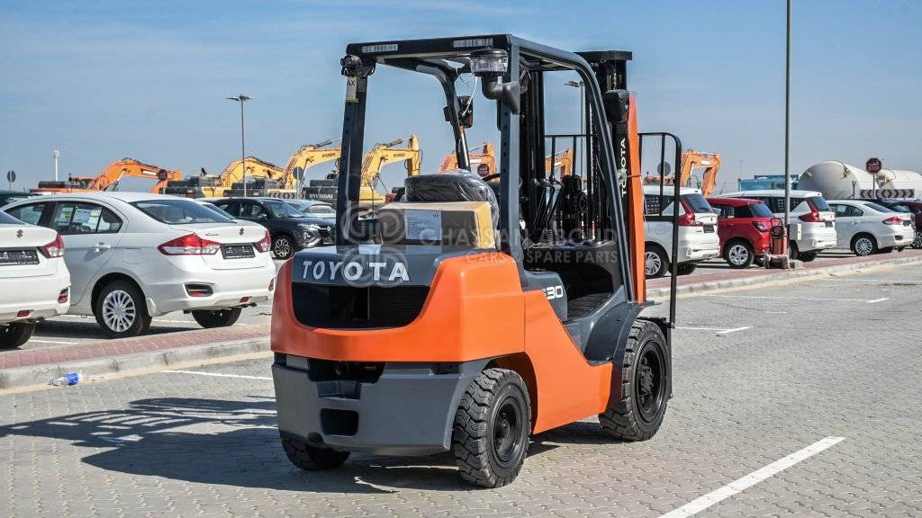 Diesel forklift TOYOTA FORKLIFT DIESEL 3TON 3STAGE, 3LEVER 4500MM W/ SIDE SHIFT MY24: picture 12