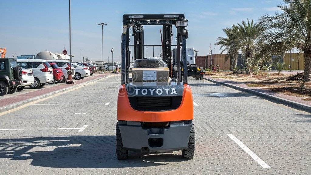 Diesel forklift TOYOTA FORKLIFT DIESEL 3TON 3STAGE, 3LEVER 4500MM W/ SIDE SHIFT MY24: picture 13