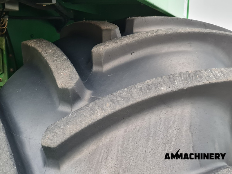 Forage harvester for transportation of food John Deere 7180 i: picture 14 Forage harvester for transportation of food John Deere 7180 i: picture 14