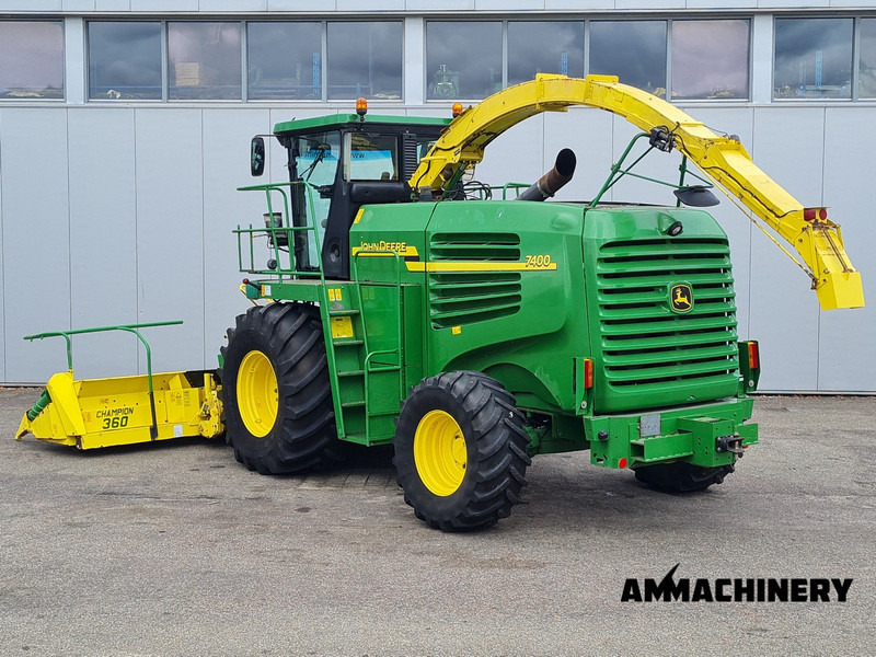 John Deere 7400 forage harvester - Forage harvester: picture 3 John Deere 7400 forage harvester - Forage harvester: picture 3