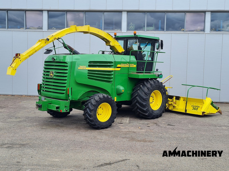 John Deere 7400 forage harvester - Forage harvester: picture 4 John Deere 7400 forage harvester - Forage harvester: picture 4