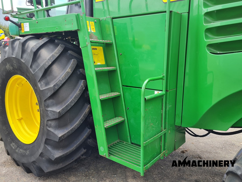 John Deere 7400 forage harvester on lease John Deere 7400 forage harvester: picture 14