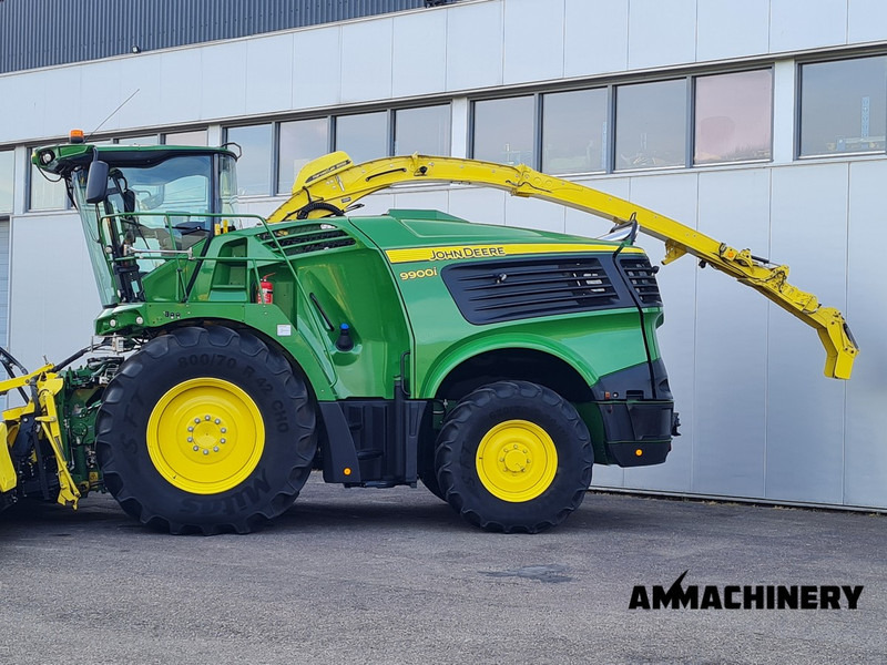 John Deere 9900 forage harvester - Forage harvester: picture 3 John Deere 9900 forage harvester - Forage harvester: picture 3