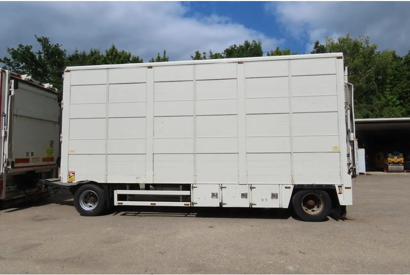 Berdex 53,13 m2 3x loadings decks, water, fans,GPRS (8hours+) - Livestock semi-trailer: picture 4 Berdex 53,13 m2 3x loadings decks, water, fans,GPRS (8hours+) - Livestock semi-trailer: picture 4