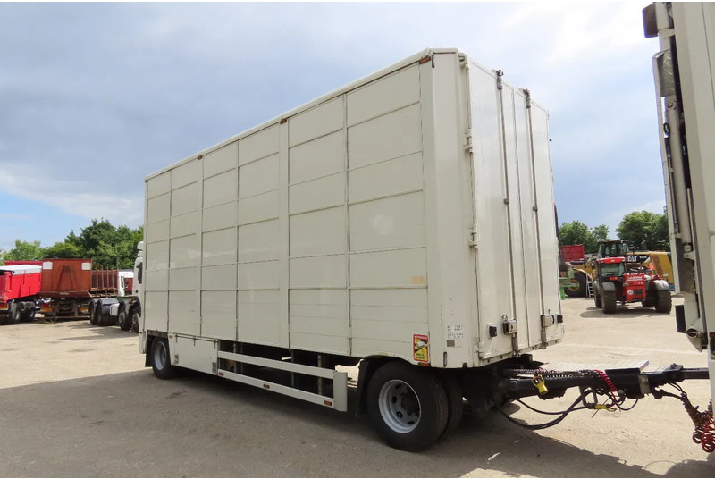 Berdex 53,13 m2 3x loadings decks, water, fans,GPRS (8hours+) - Livestock semi-trailer: picture 5 Berdex 53,13 m2 3x loadings decks, water, fans,GPRS (8hours+) - Livestock semi-trailer: picture 5