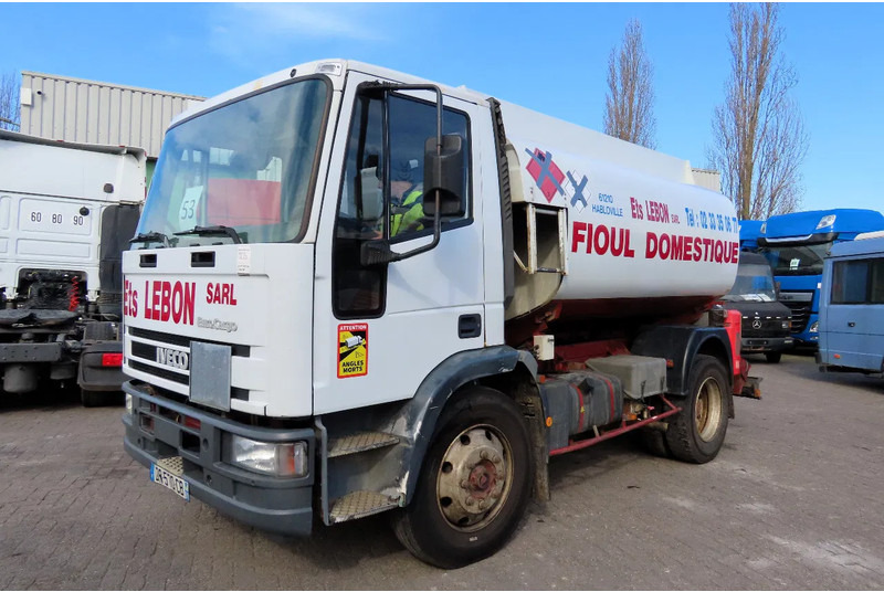 Iveco Eurocargo FUEL (DIESEL/PETROL) 8000 LITERS, COMP: 3500L,1000L, 3500L - Tank truck, Crane truck: picture 1 Iveco Eurocargo FUEL (DIESEL/PETROL) 8000 LITERS, COMP: 3500L,1000L, 3500L - Tank truck, Crane truck: picture 1