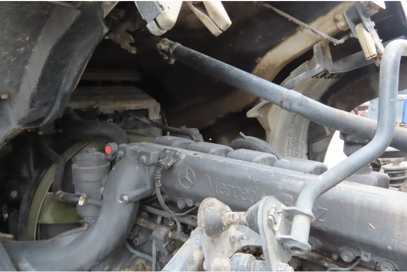 Concrete mixer truck Mercedes-Benz Axor 4140 236540 KM ! BIG AXELS, Manual gearbox, FULL SPRING! 8х4: picture 17