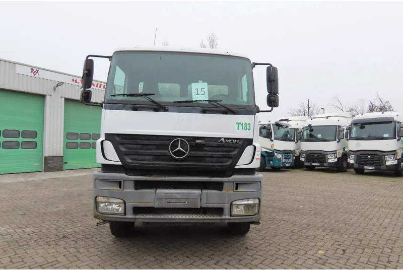 Mercedes-Benz Axor 4140 236540 KM ! BIG AXELS, Manual gearbox, FULL SPRING! 8х4 - Concrete mixer truck: picture 4 Mercedes-Benz Axor 4140 236540 KM ! BIG AXELS, Manual gearbox, FULL SPRING! 8х4 - Concrete mixer truck: picture 4