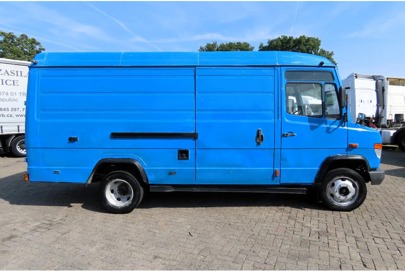 Mercedes-Benz Vario 812D - Panel van: picture 4 Mercedes-Benz Vario 812D - Panel van: picture 4