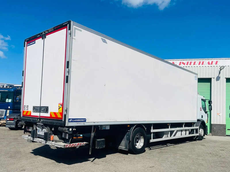 Renault D Retarder 19T , Carrier 1050, Lamberet, sleeper - Refrigerator truck: picture 4 Renault D Retarder 19T , Carrier 1050, Lamberet, sleeper - Refrigerator truck: picture 4