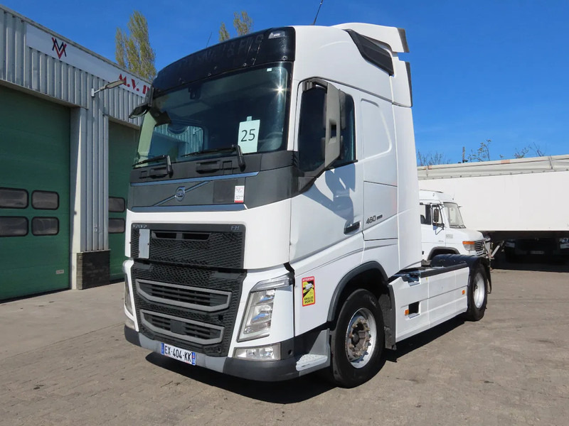 Volvo FH 460 YV2RTY0A3JB867622, FRIGO, 2X FUEL TANK, frigo, EURO6 - Tractor unit: picture 2 Volvo FH 460 YV2RTY0A3JB867622, FRIGO, 2X FUEL TANK, frigo, EURO6 - Tractor unit: picture 2