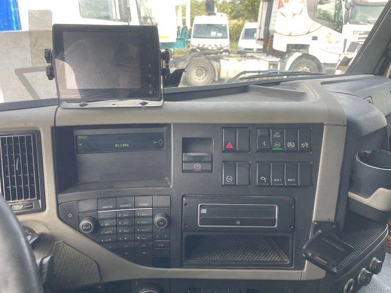 Tractor unit Volvo FM 450 YV2XZ0AXFB708913 APK tot 12-01-2026 ! PTO/Hydrailic, France truck!: picture 15