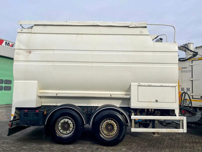 Trouillet TSCI AUGER + AIR 4 COMP, SAF DISC BRAKES, AIR SUSP. - Tank trailer: picture 3 Trouillet TSCI AUGER + AIR 4 COMP, SAF DISC BRAKES, AIR SUSP. - Tank trailer: picture 3