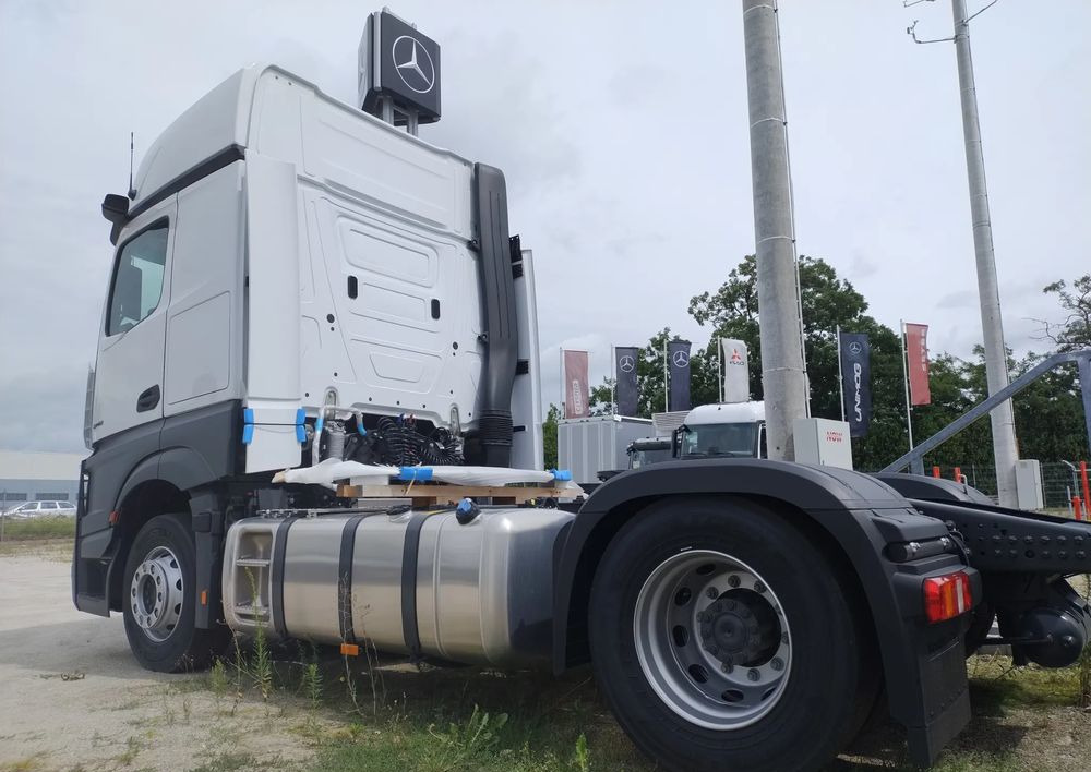 Mercedes-Benz Actros - Tractor unit: picture 3 Mercedes-Benz Actros - Tractor unit: picture 3