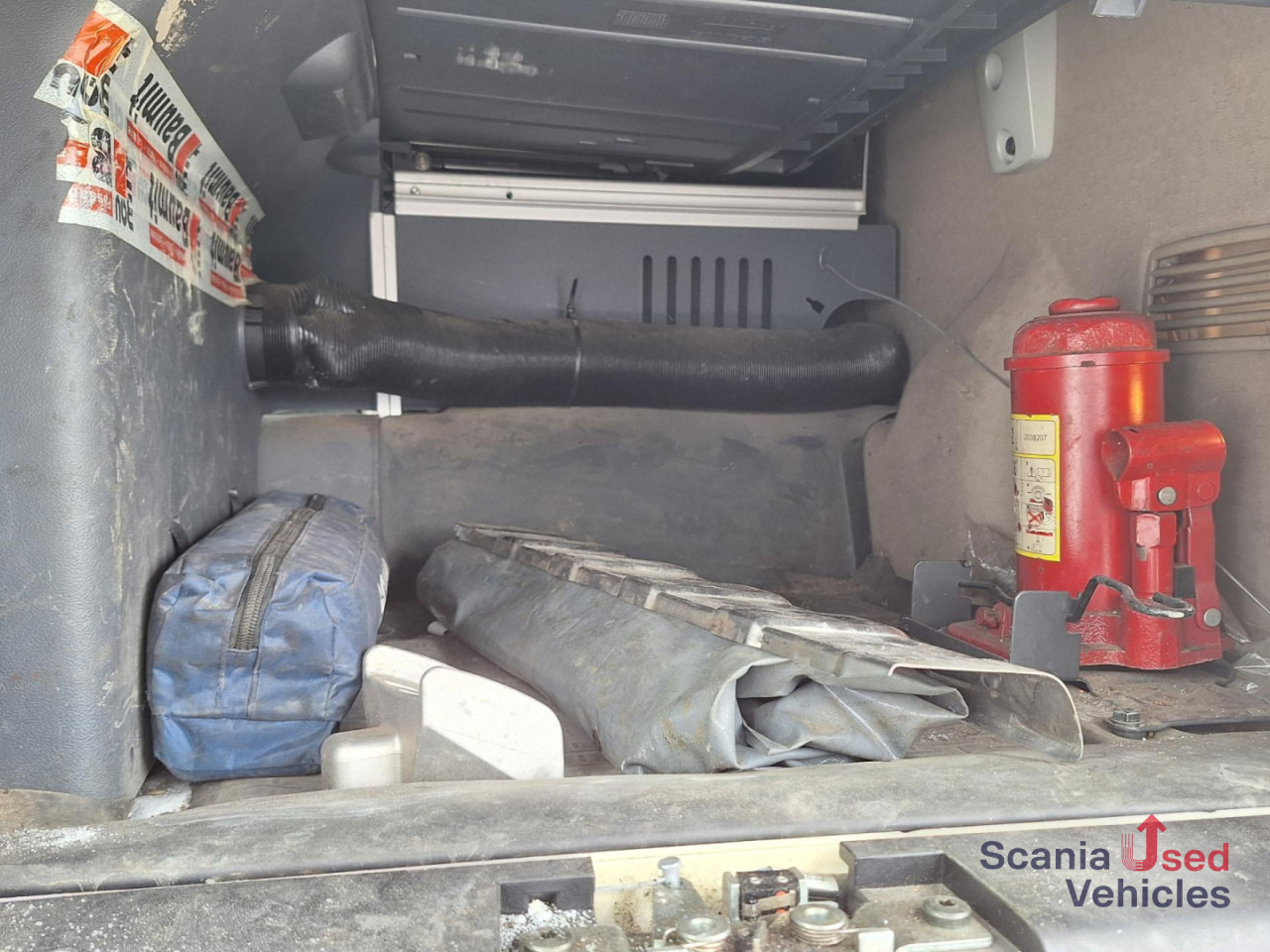 SCANIA R 440 LA4x2MNA Highline !! - Tractor unit: picture 3 SCANIA R 440 LA4x2MNA Highline !! - Tractor unit: picture 3